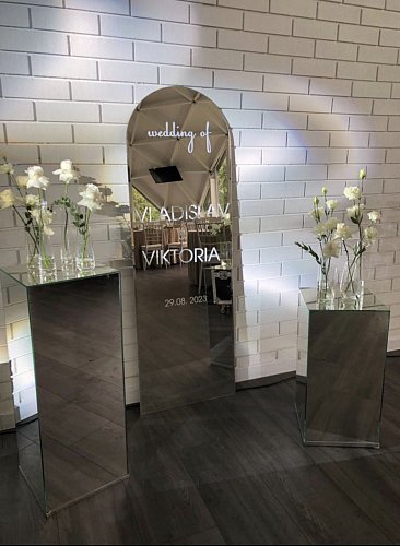 Колонна зеркальная 160 см