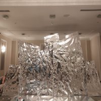 Фотозона из кривых зеркал